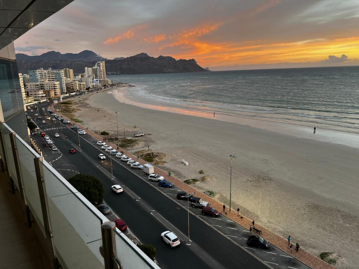 Sea View Paradise: Designer With Mountain Views * Cape Town